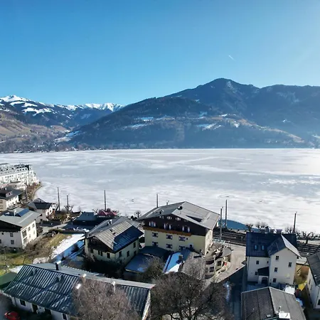 Lakeside Seehof I Lounge & Living 3*